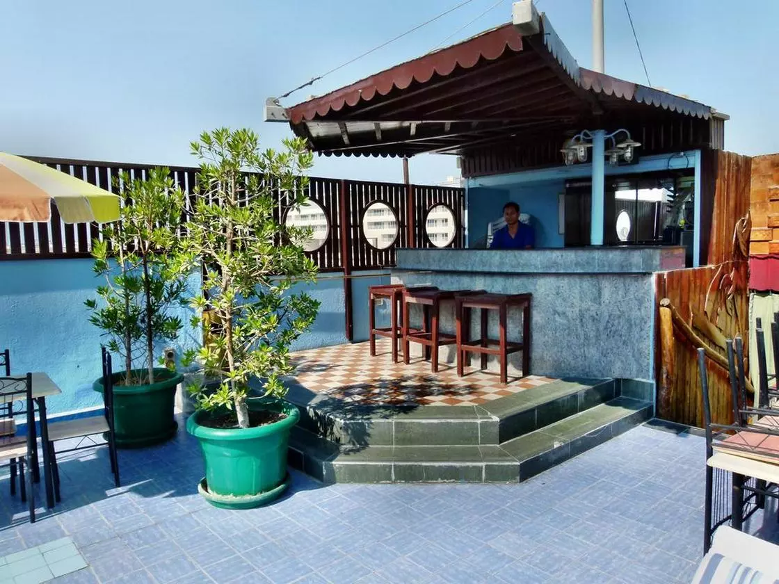 MYFAIR_SHABAVIZ (5).jpg